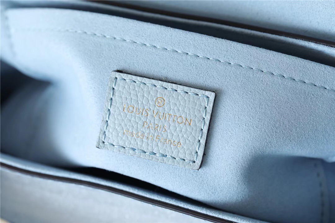 Louis Vuitton Lockme Tender Light Blue For Women, Women’s Handbags, Shoulder And Crossbody Bags 7.5in/19cm LV