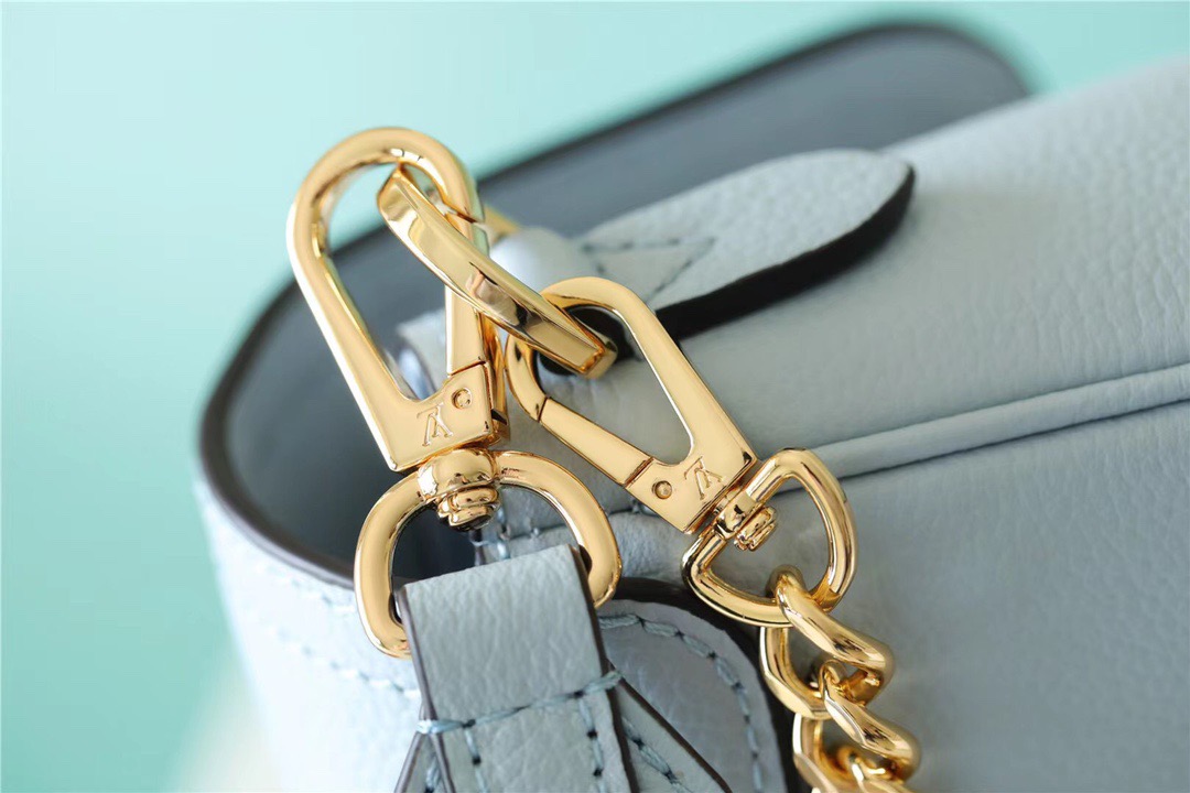 Louis Vuitton Lockme Tender Light Blue For Women, Women’s Handbags, Shoulder And Crossbody Bags 7.5in/19cm LV