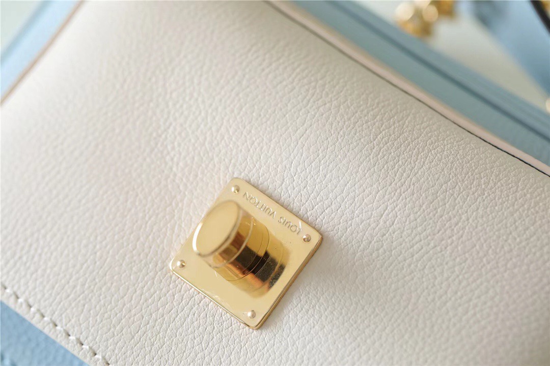 Louis Vuitton Lockme Tender Light Blue For Women, Women’s Handbags, Shoulder And Crossbody Bags 7.5in/19cm LV