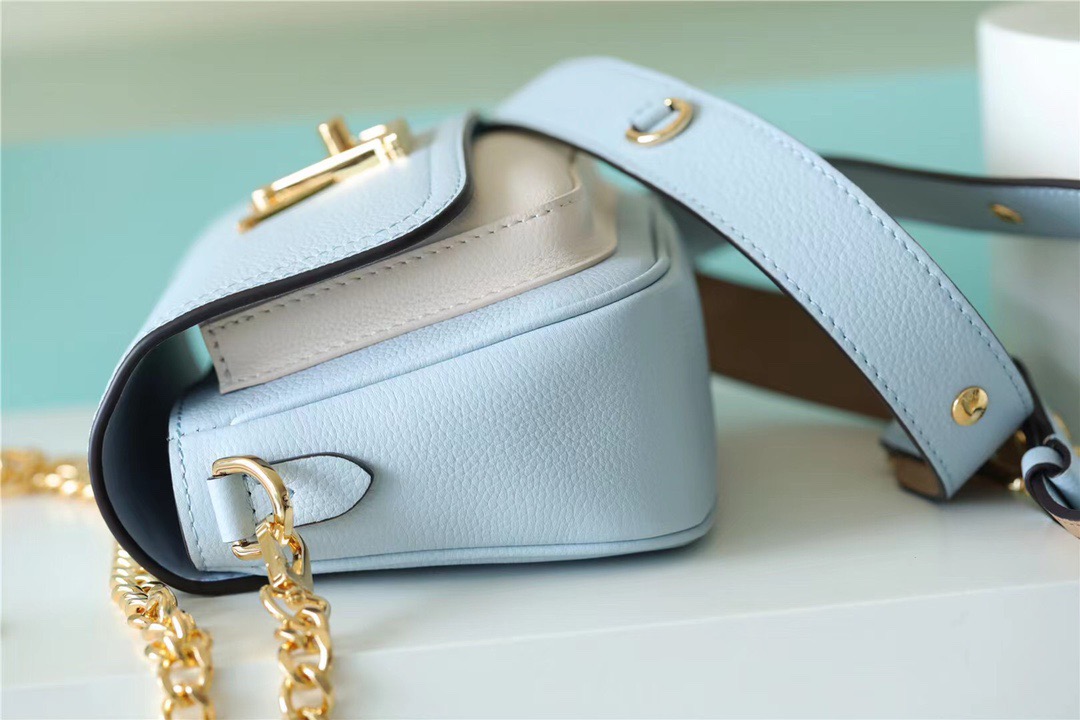 Louis Vuitton Lockme Tender Light Blue For Women, Women’s Handbags, Shoulder And Crossbody Bags 7.5in/19cm LV