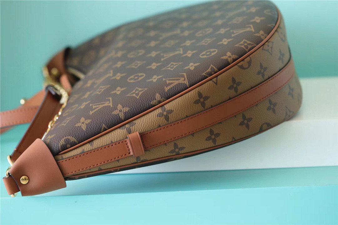 Louis Vuitton Loop Monogram Canvas By Nicolas Ghesquiere For Women, Women’s Handbags, Shoulder And Crossbody Bags 23cm/9.1in LV 