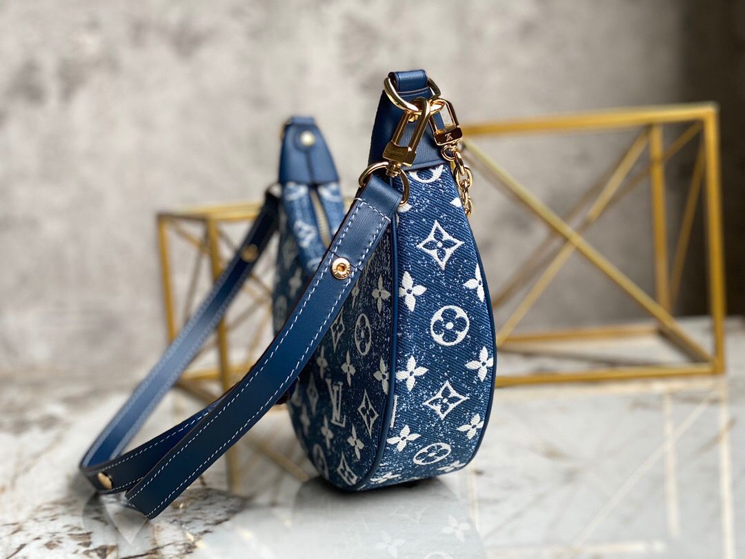 Louis Vuitton Loop Since 1854 Jacquard Navy Blue By Nicolas Ghesquière For Cruise Show, Women’s Handbags 9.1in/23cm