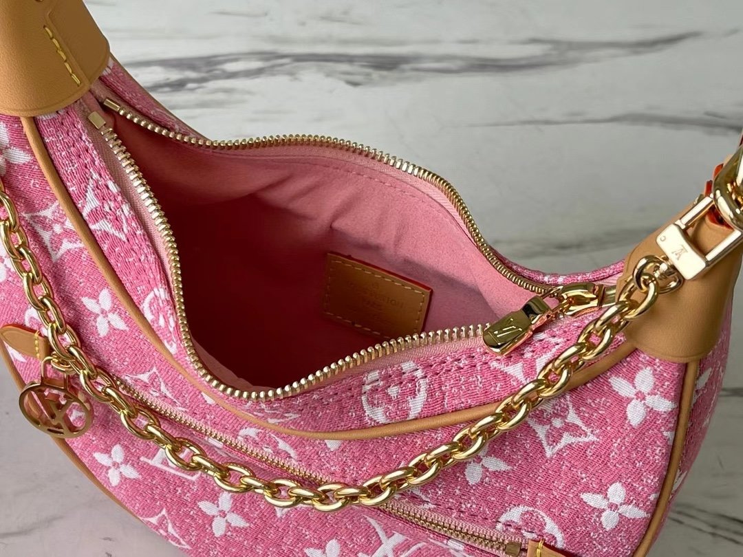Louis Vuitton Loop Since 1854 Jacquard Pink By Nicolas Ghesquière For Cruise Show, Women’s Handbags 9.1in/23cm