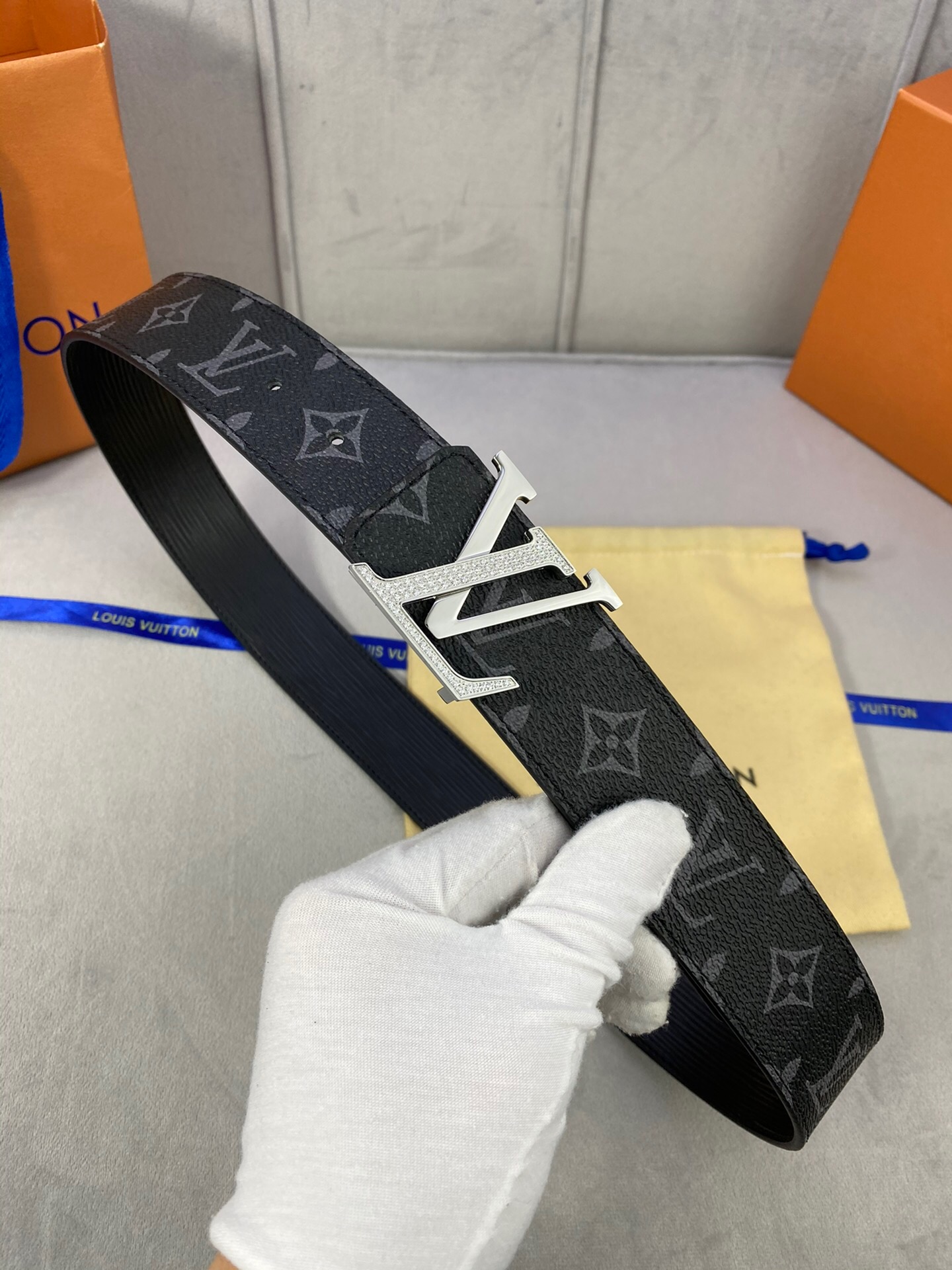 Louis Vuitton LV Diamond Reversible Belt Monogram Eclipse, LV Women Belt
