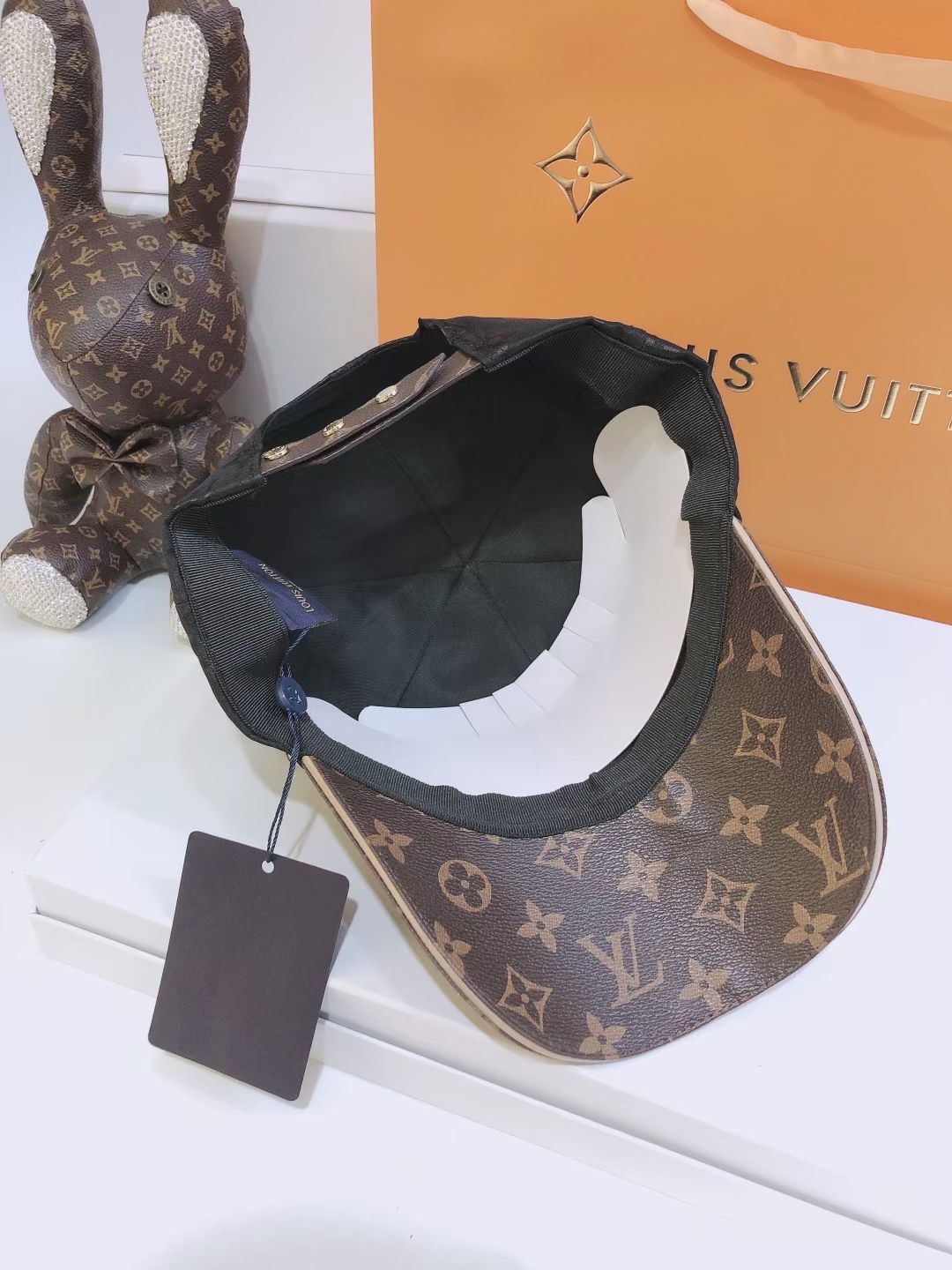 Louis Vuitton LV Get Ready Cap Monogram Canvas Black LV Cap M76528