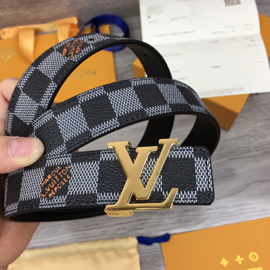 Louis Vuitton LV Initiales Belt Black