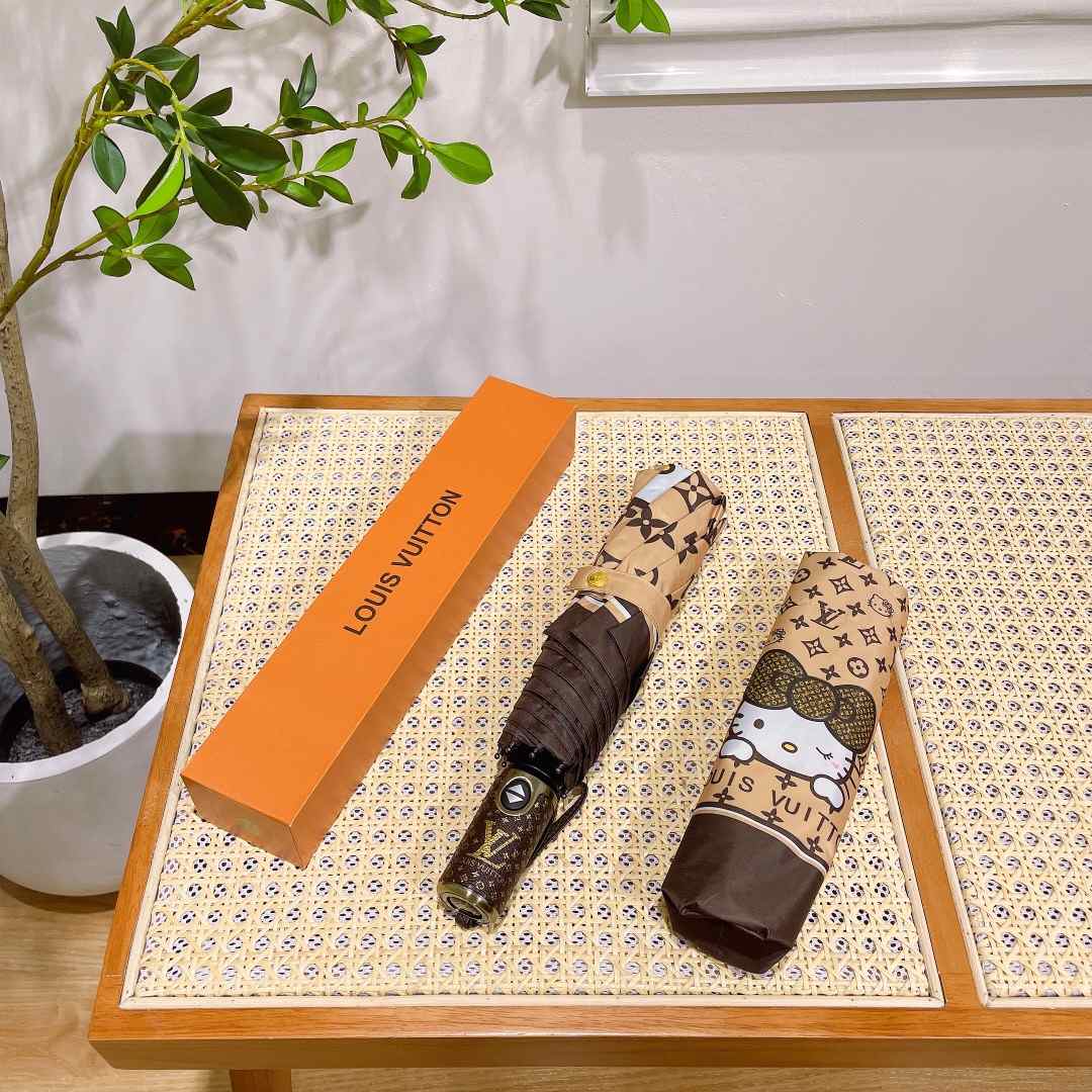 Louis Vuitton LV Monogram With Hello Kitty Folding Umbrella Beige