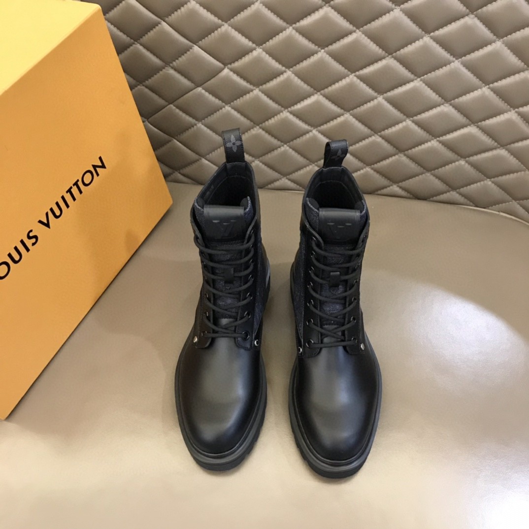 Louis Vuitton LV Ranger Ankle Boot Monogram Flower Black For Men 1AANTF