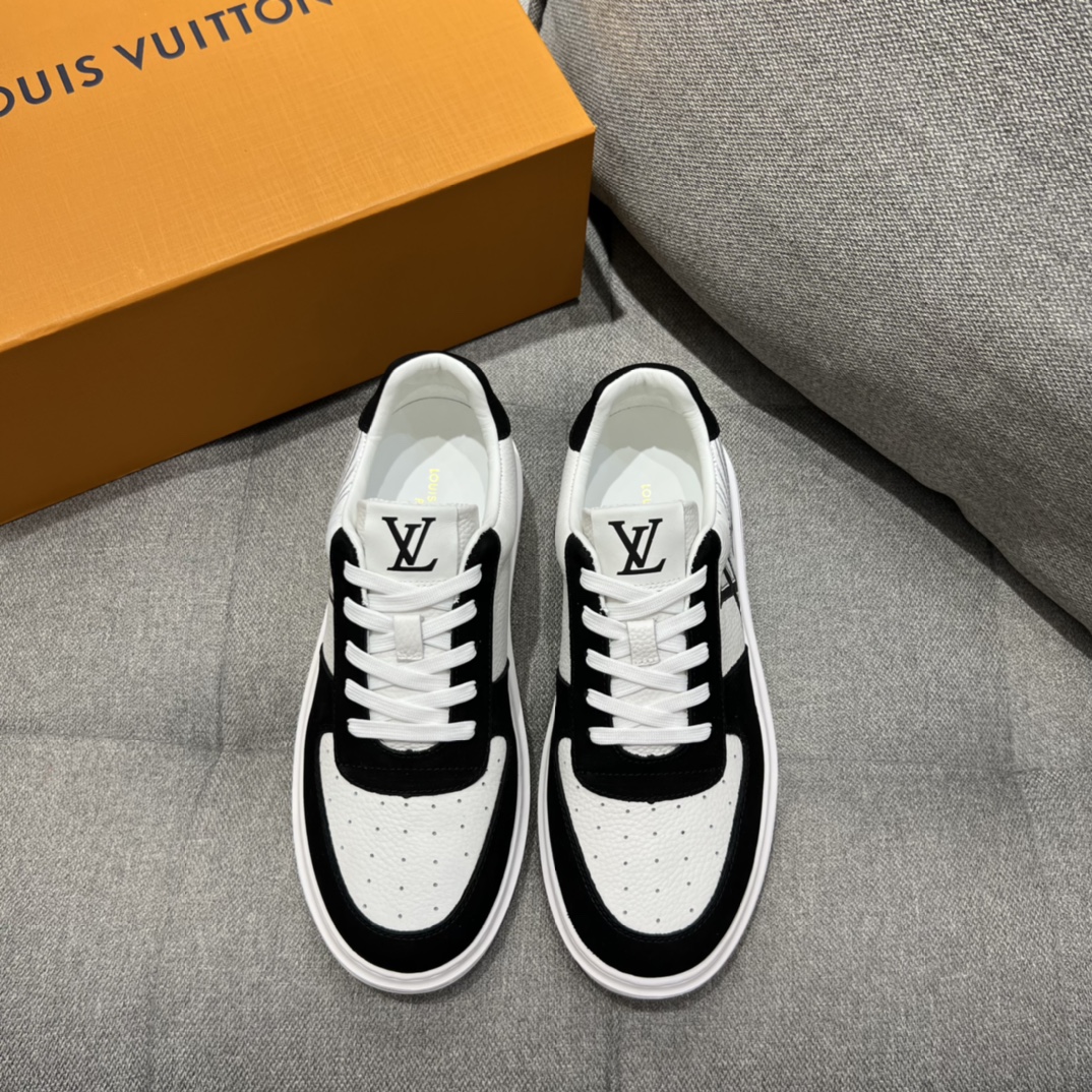 Louis Vuitton LV Rivoli Sneaker Black For Men 1AAS5E