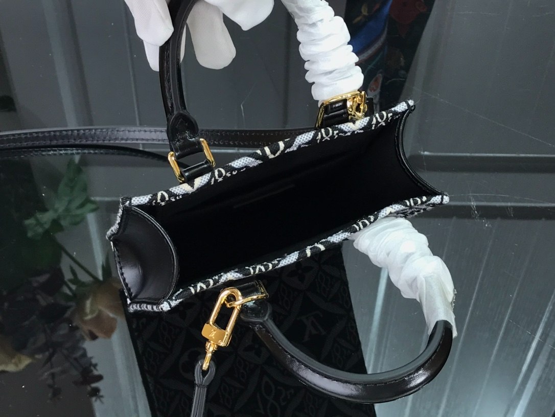 Louis Vuitton LV Since 1854 Petit Sac Plat Red/Blue/Black For Women 17 cm/6.6 in