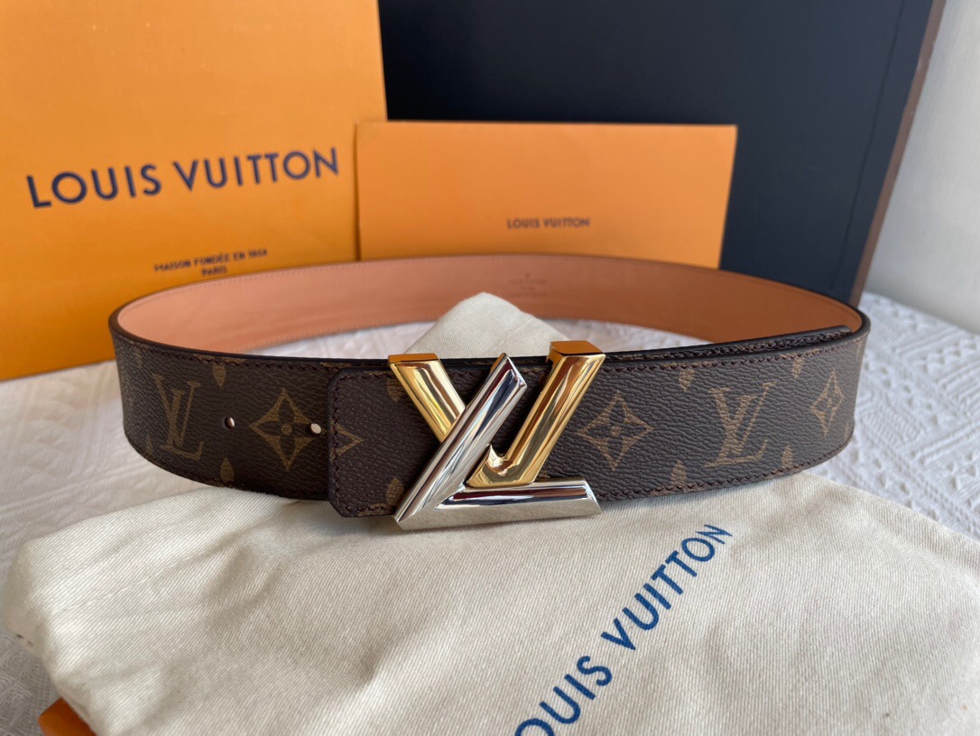 Louis Vuitton LV Twist Monogram Canvas, LV Women Belt