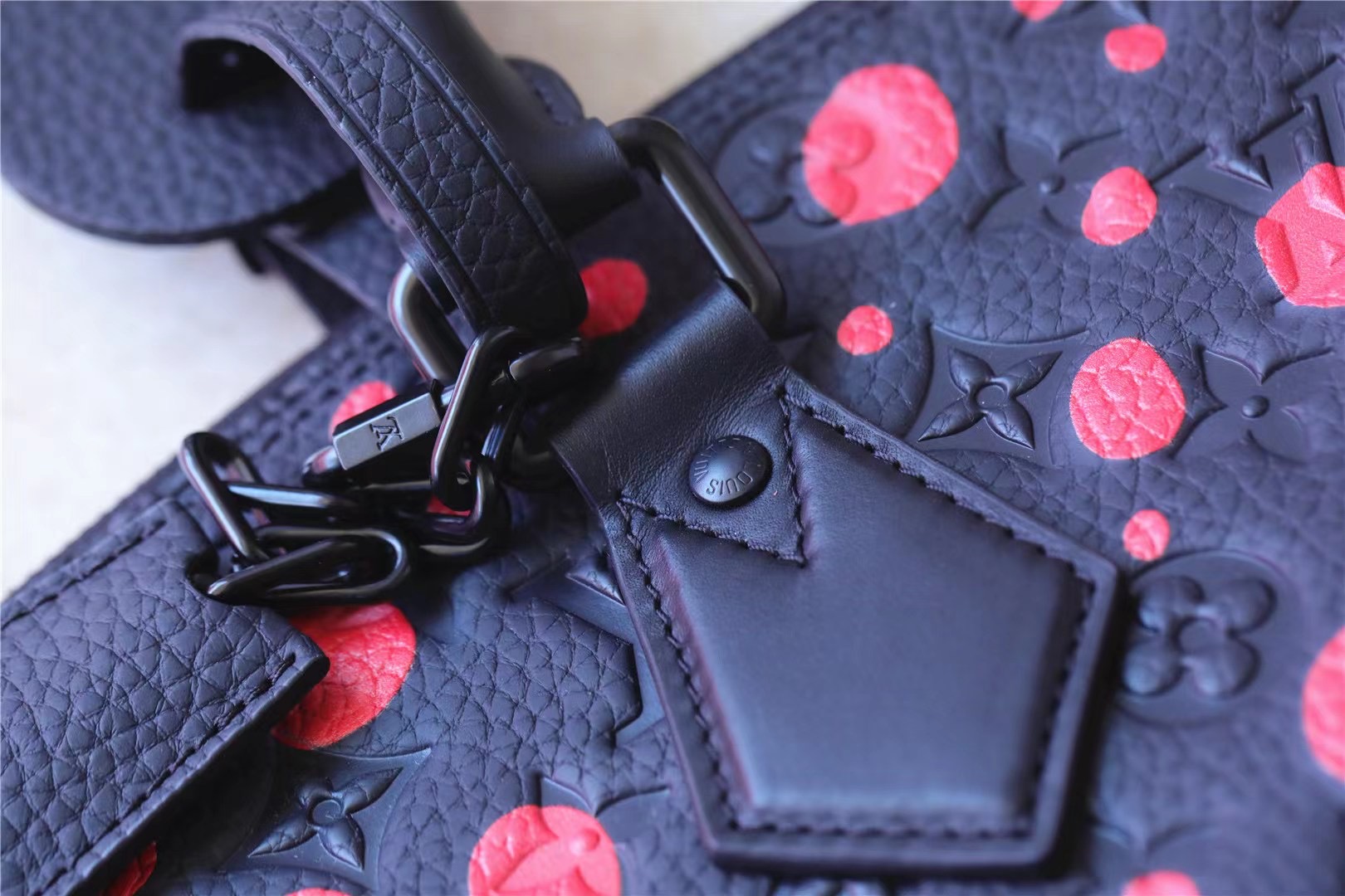 Louis Vuitton LV x YK Lock It Black And Red For Women 18in/48 cm