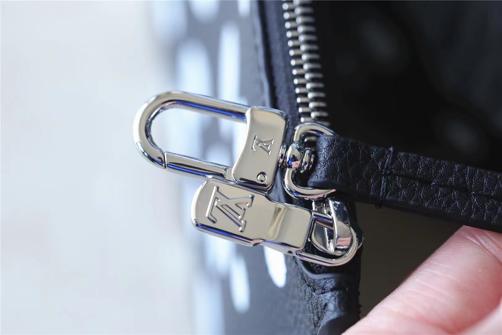 Louis Vuitton LV X YK Neverfull MM Monogram Empreinte Shouder Bags Black/Red By Yayoi Kusama For Women 12.2in/31cm