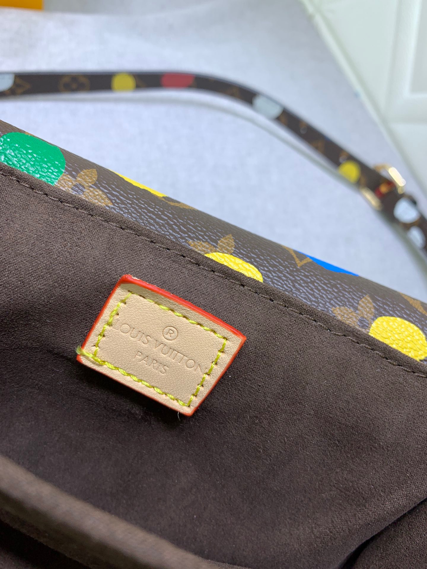 Louis Vuitton LV X YK POCHETTE MÉTIS For Women 9.8 in/ 25 cm-