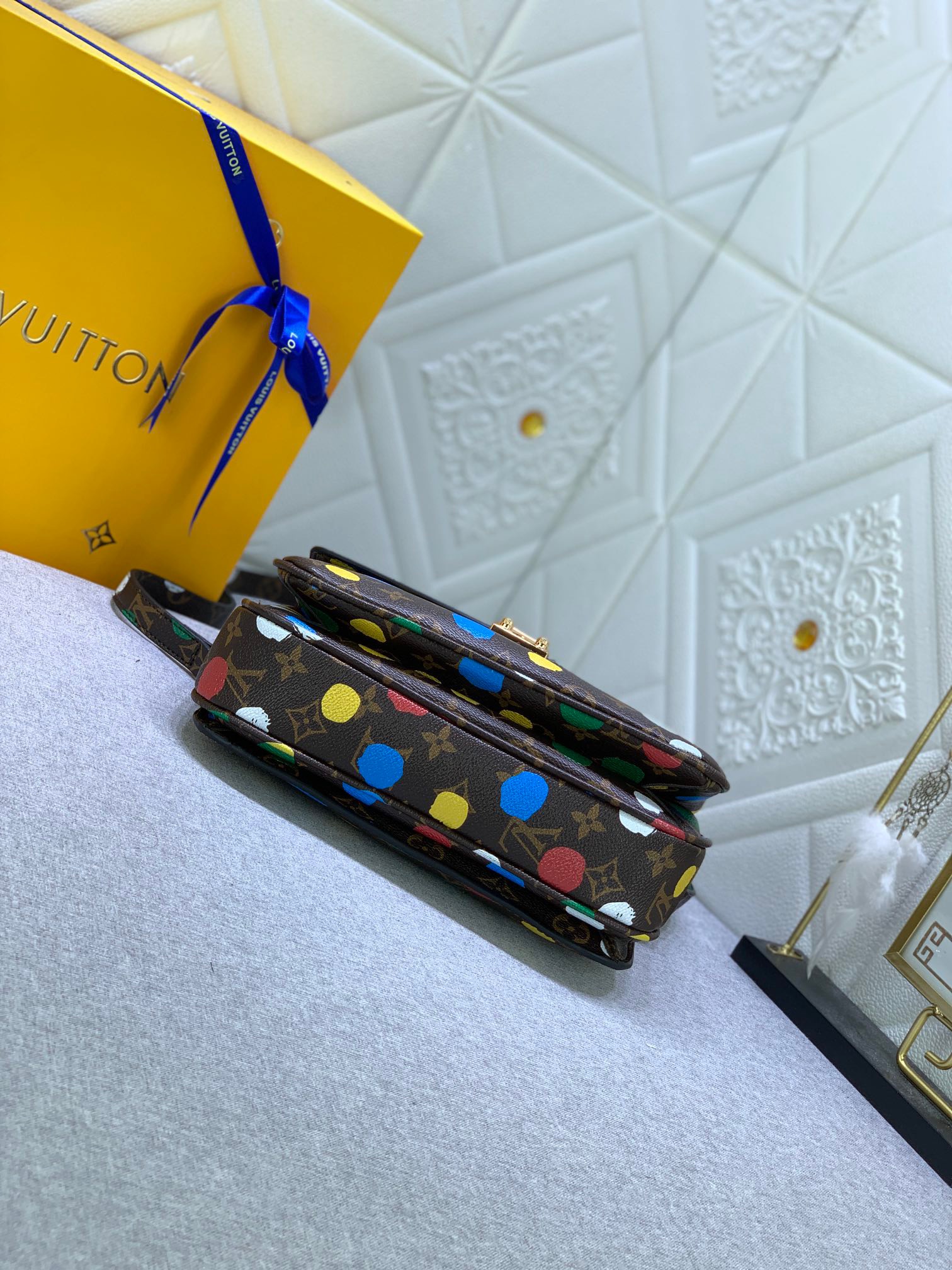 Louis Vuitton LV X YK POCHETTE MÉTIS For Women 9.8 in/ 25 cm-