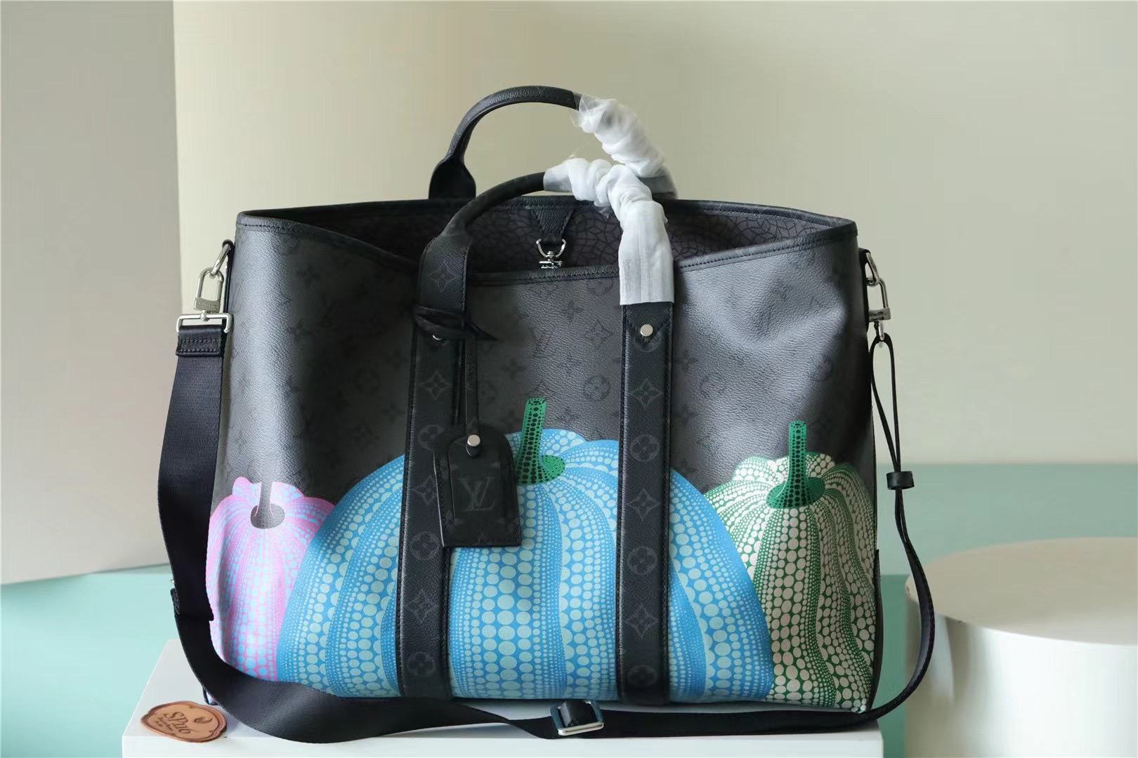 Louis Vuitton LV x YK Weekend Tote Grey For Women 16.9in/43 cm