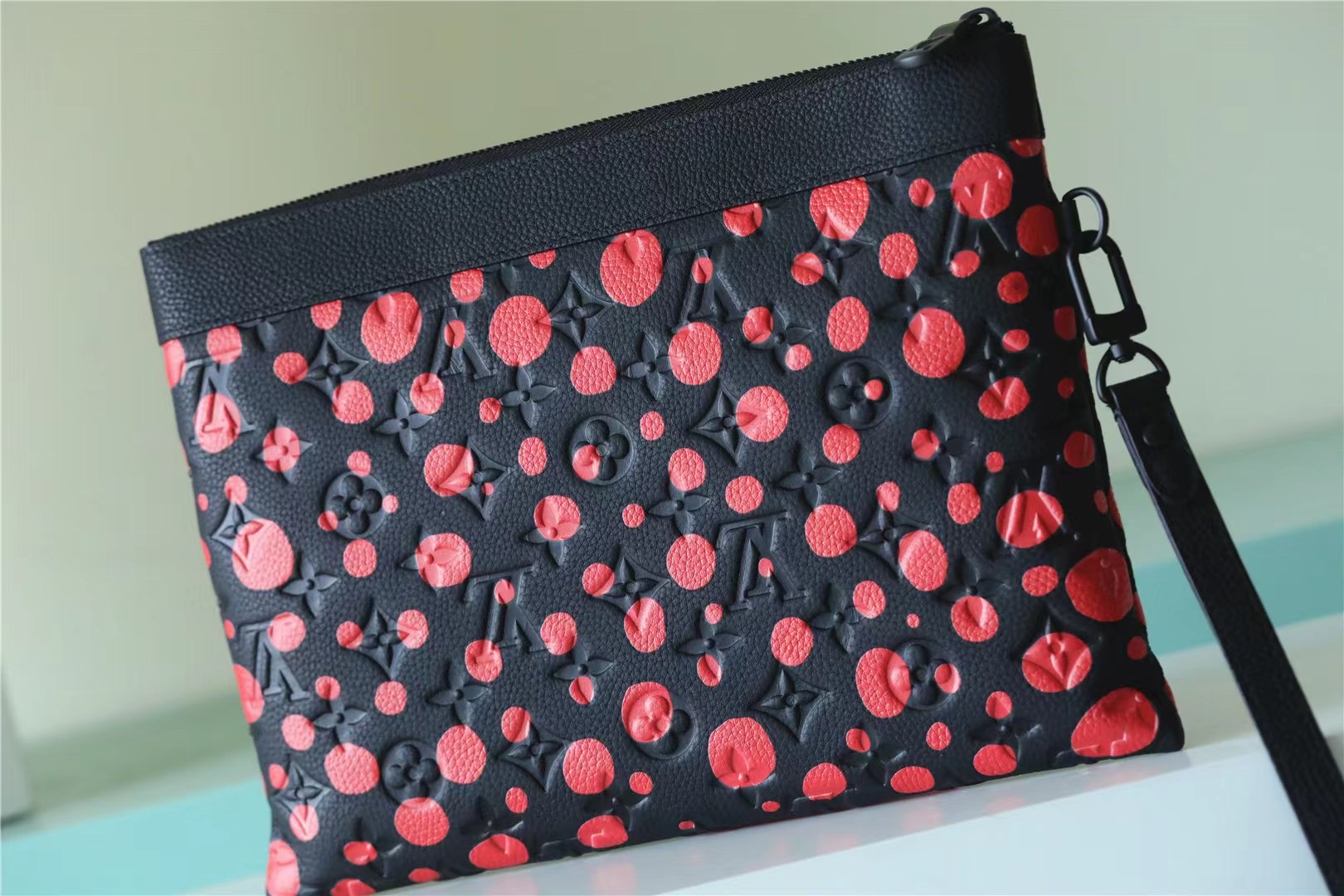 Louis Vuitton LVxYK Pochette To Go Monogram Pattern Black By Yayoi Kusama For Men 11.8in/30cm
