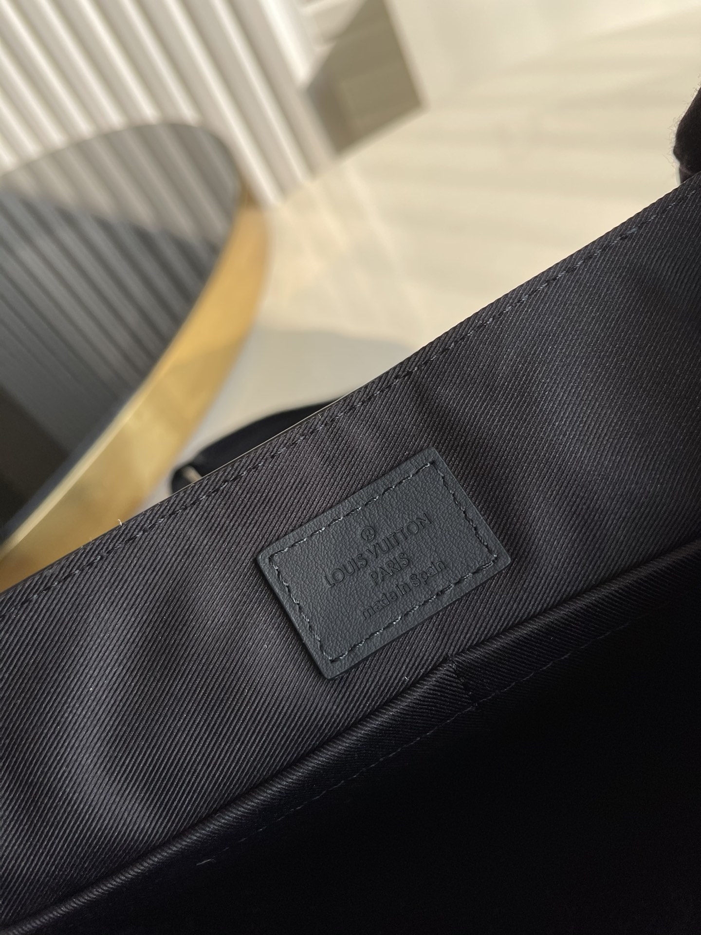 Louis Vuitton Messenger Grain Black For Men, Men’s Bags, Shoulder And Crossbody Bags 11in/28cm