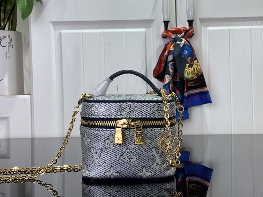 Louis Vuitton Micro Vanity Bag Gold Tone/Sliver Tone For Women 11cm/ 4.3 in