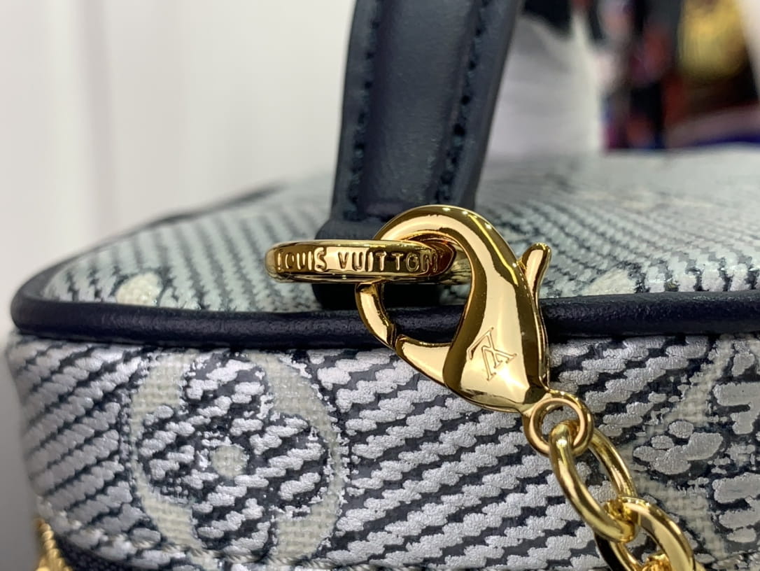 Louis Vuitton Micro Vanity Bag Gold Tone/Sliver Tone For Women 11cm/ 4.3 in