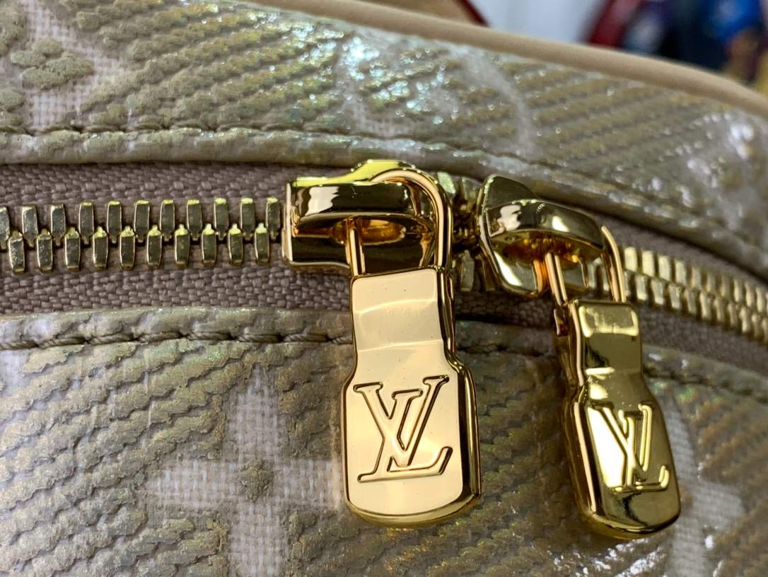 Louis Vuitton Micro Vanity Bag Gold Tone/Sliver Tone For Women 11cm/ 4.3 in