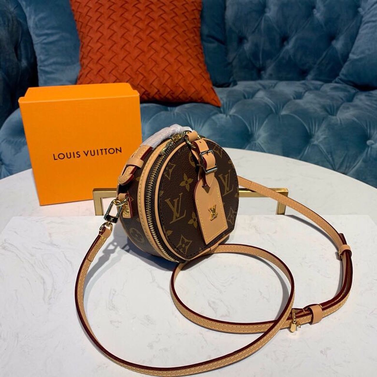 Louis Vuitton Mini Boite Chapeau Monogram Canvas For Women, Women’s Chain And Strap Wallet, Shoulder And Crossbody Wallet 5.1in/13cm