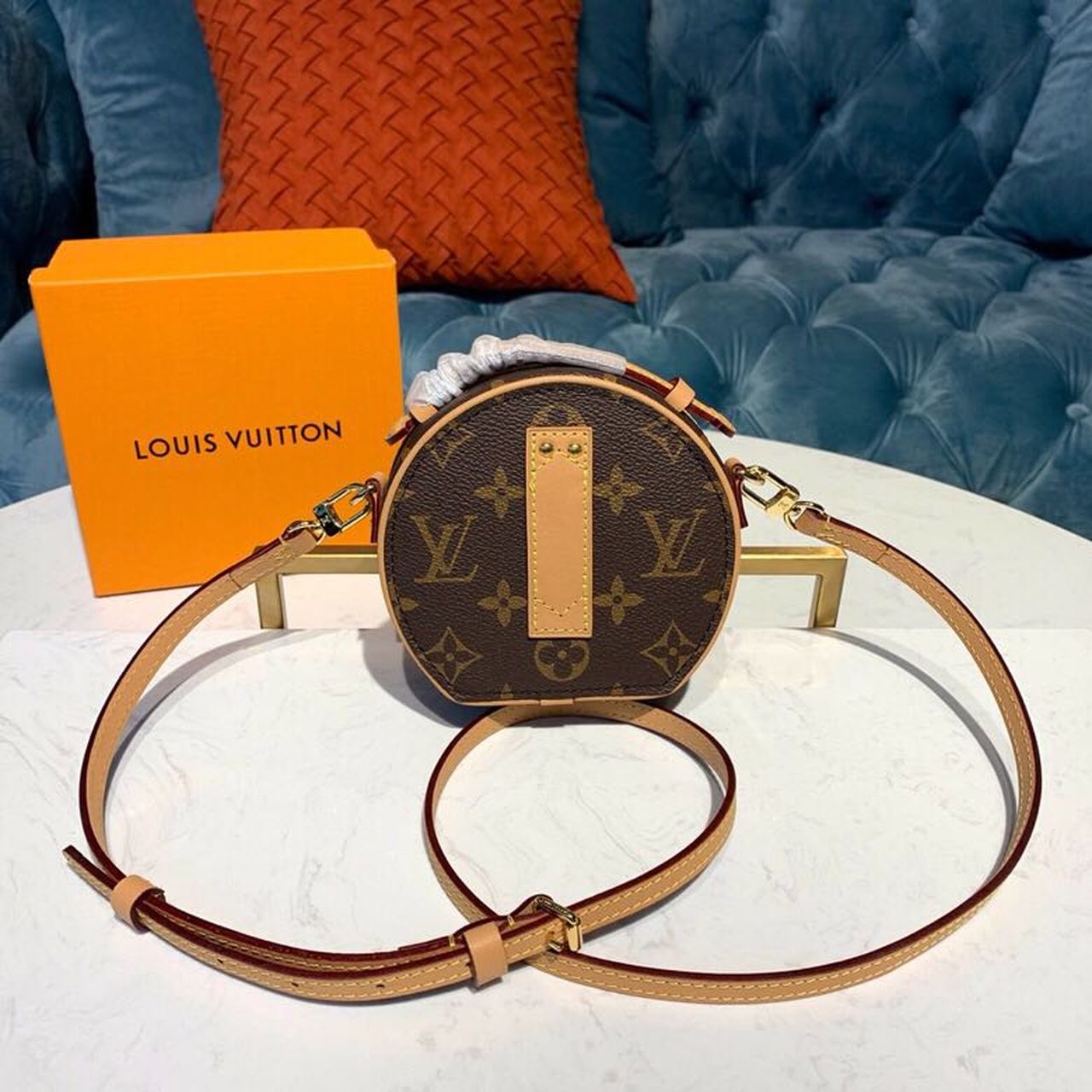 Louis Vuitton Mini Boite Chapeau Monogram Canvas For Women, Women’s Chain And Strap Wallet, Shoulder And Crossbody Wallet 5.1in/13cm