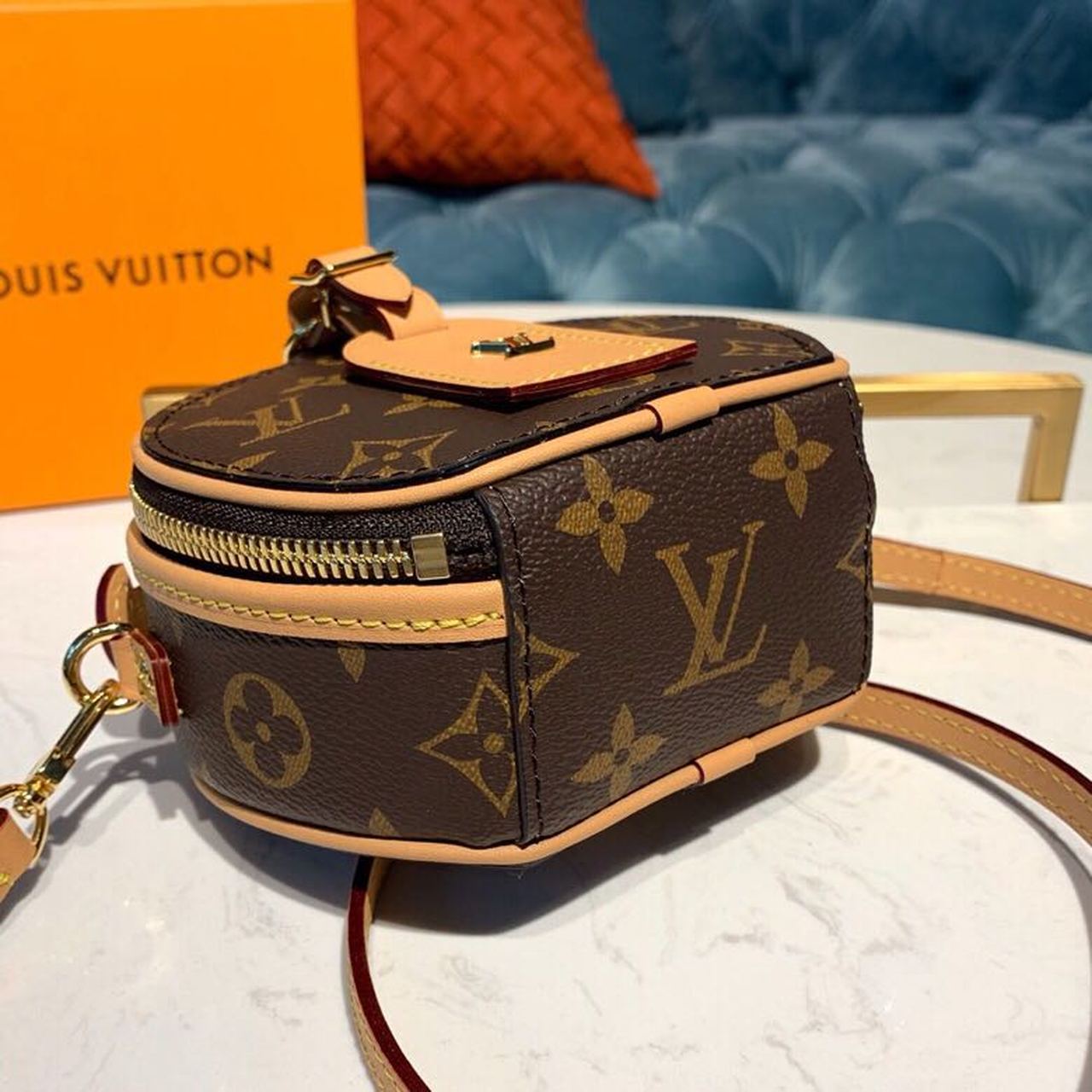 Louis Vuitton Mini Boite Chapeau Monogram Canvas For Women, Women’s Chain And Strap Wallet, Shoulder And Crossbody Wallet 5.1in/13cm