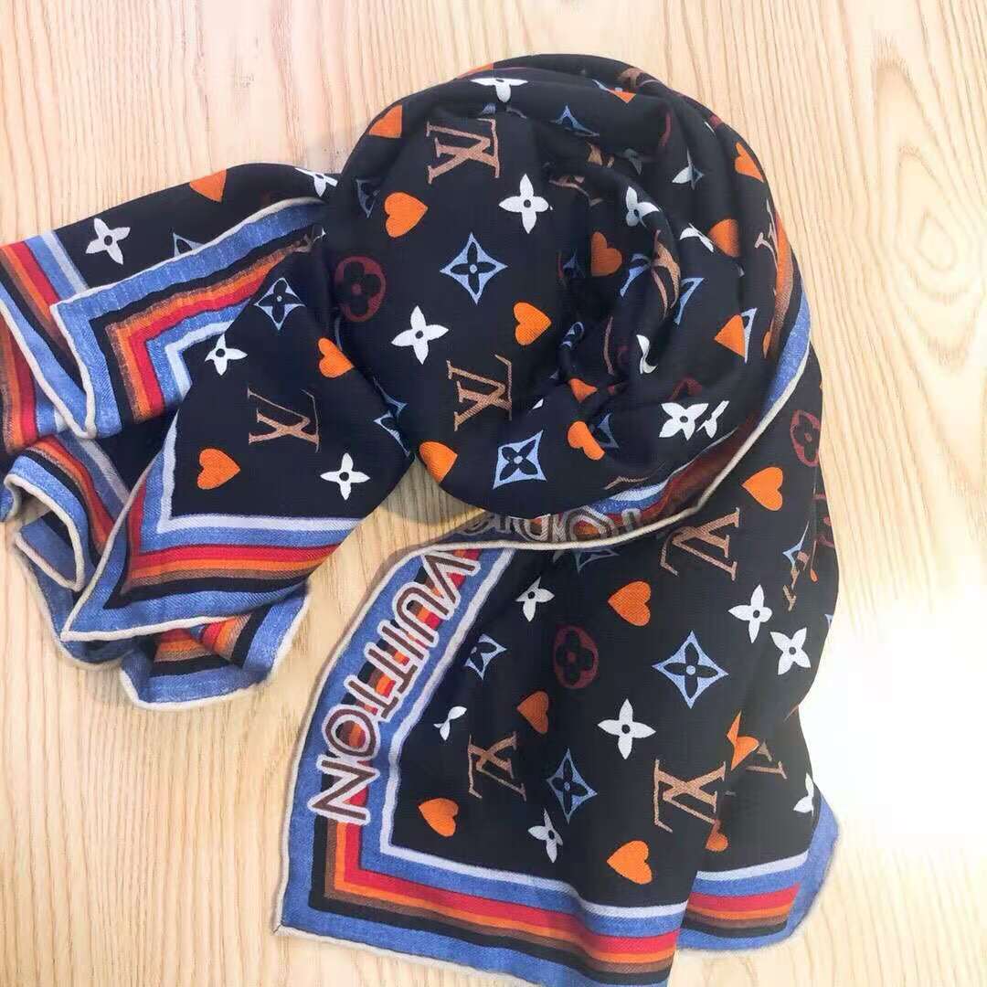 Louis Vuitton Monogram And Heart Scarf Black For Women