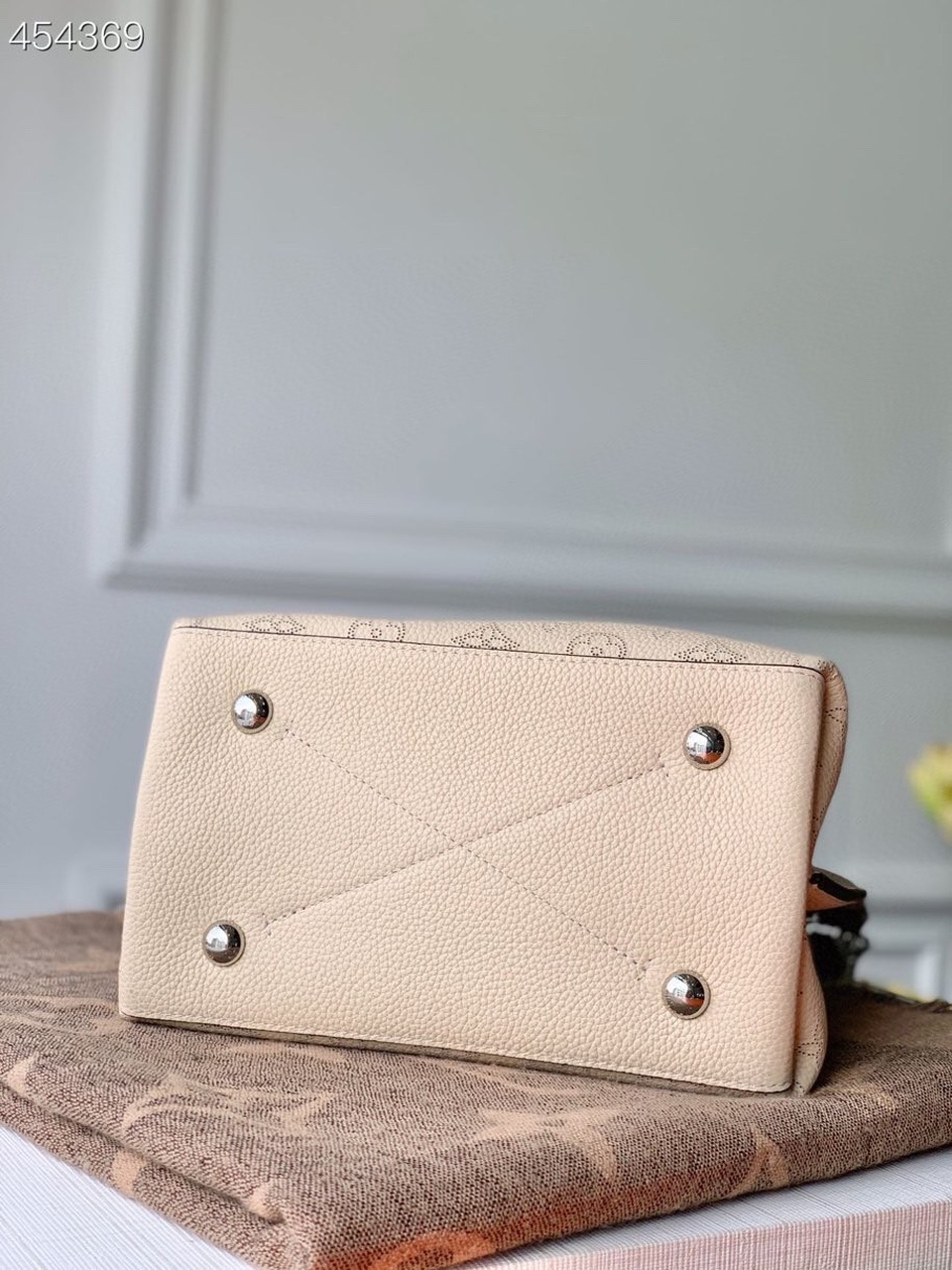 Louis Vuitton Muria Bucket Monogram Motif Beige For Women, Women’s Handbags, Shoulder Bags 9.8in/25cm