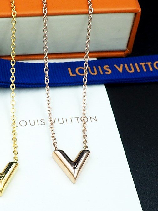 Louis Vuitton Necklace