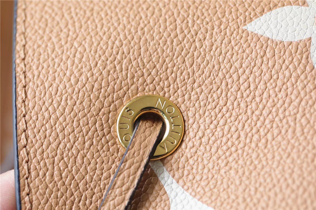 Louis Vuitton NeoNoe MM Monogram Empreinte Arizona Beige / Cream For Women, Women’s Handbags 10.2in/26cm
