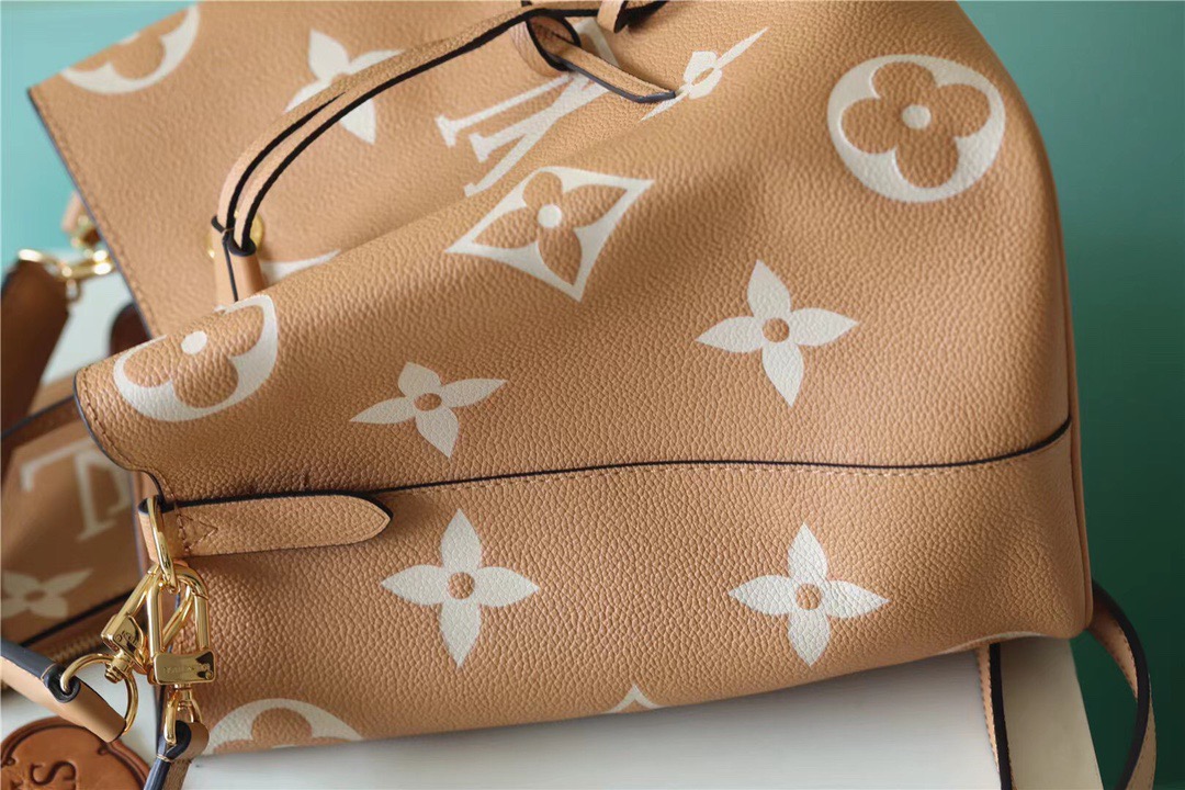 Louis Vuitton NeoNoe MM Monogram Empreinte Arizona Beige / Cream For Women, Women’s Handbags 10.2in/26cm