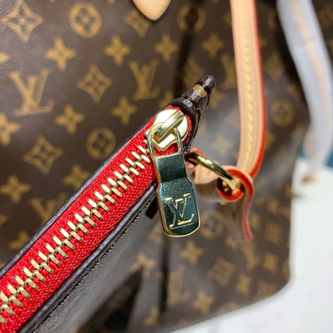 Louis Vuitton Neverfull GM Tote Bag Monogram Canvas Red For Women, Women’s Handbags, Shoulder Bags 15.7in/40cm