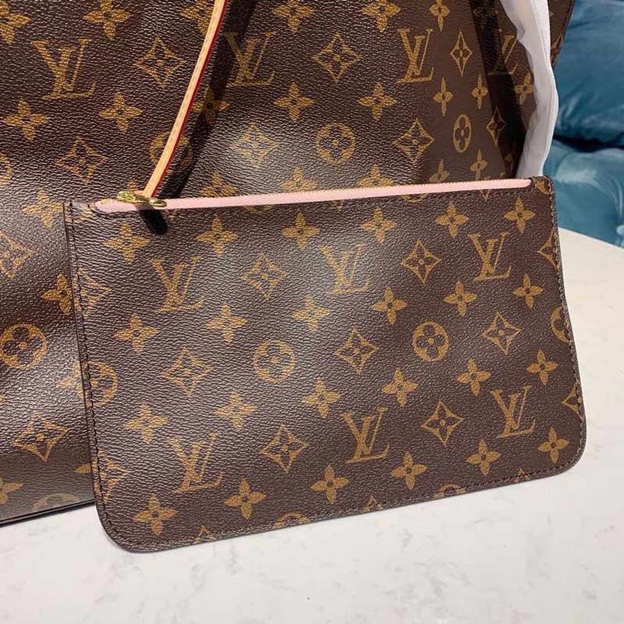 Louis Vuitton Neverfull GM Tote Bag Monogram Canvas Rose Ballerine Pink For Women, Women’s Handbags, Shoulder Bags 15.7in/39cm LV