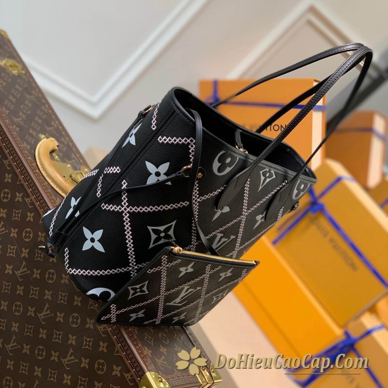 Louis Vuitton Neverfull MM Monogram Empreinte Black For Women, Women’s Handbags, Tote Bags 12.2in/31cm