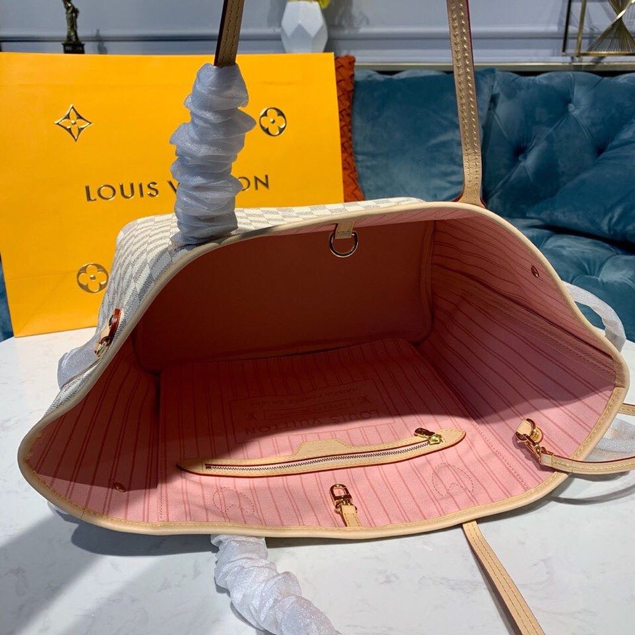 Louis Vuitton Neverfull MM Tote Bag Damier Azur Canvas Rose Ballerine Pink For Women, Women’s Bags, Shoulder Bags 12.2in/31cm