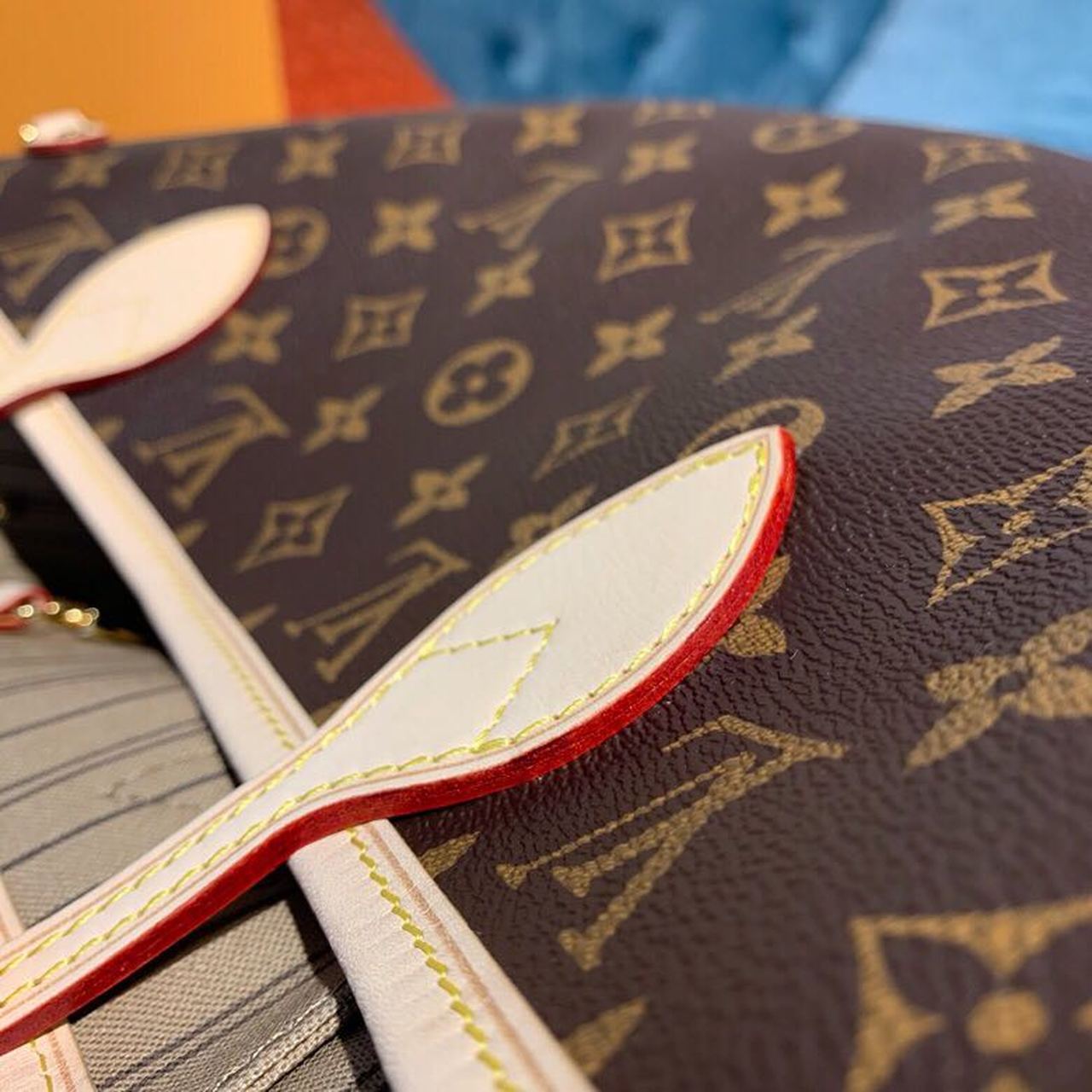 Louis Vuitton Neverfull MM Tote Bag Monogram Canvas For Women, Women’s Handbags, Shoulder Bags 12.6in/32cm