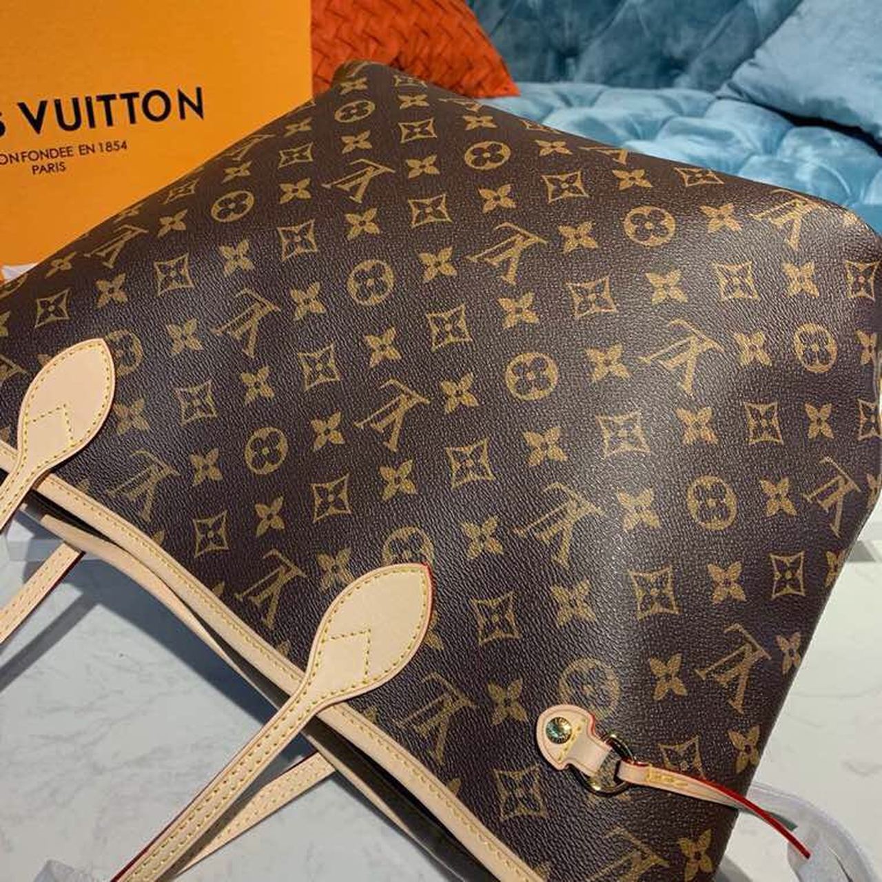 Louis Vuitton Neverfull MM Tote Bag Monogram Canvas For Women, Women’s Handbags, Shoulder Bags 12.6in/32cm