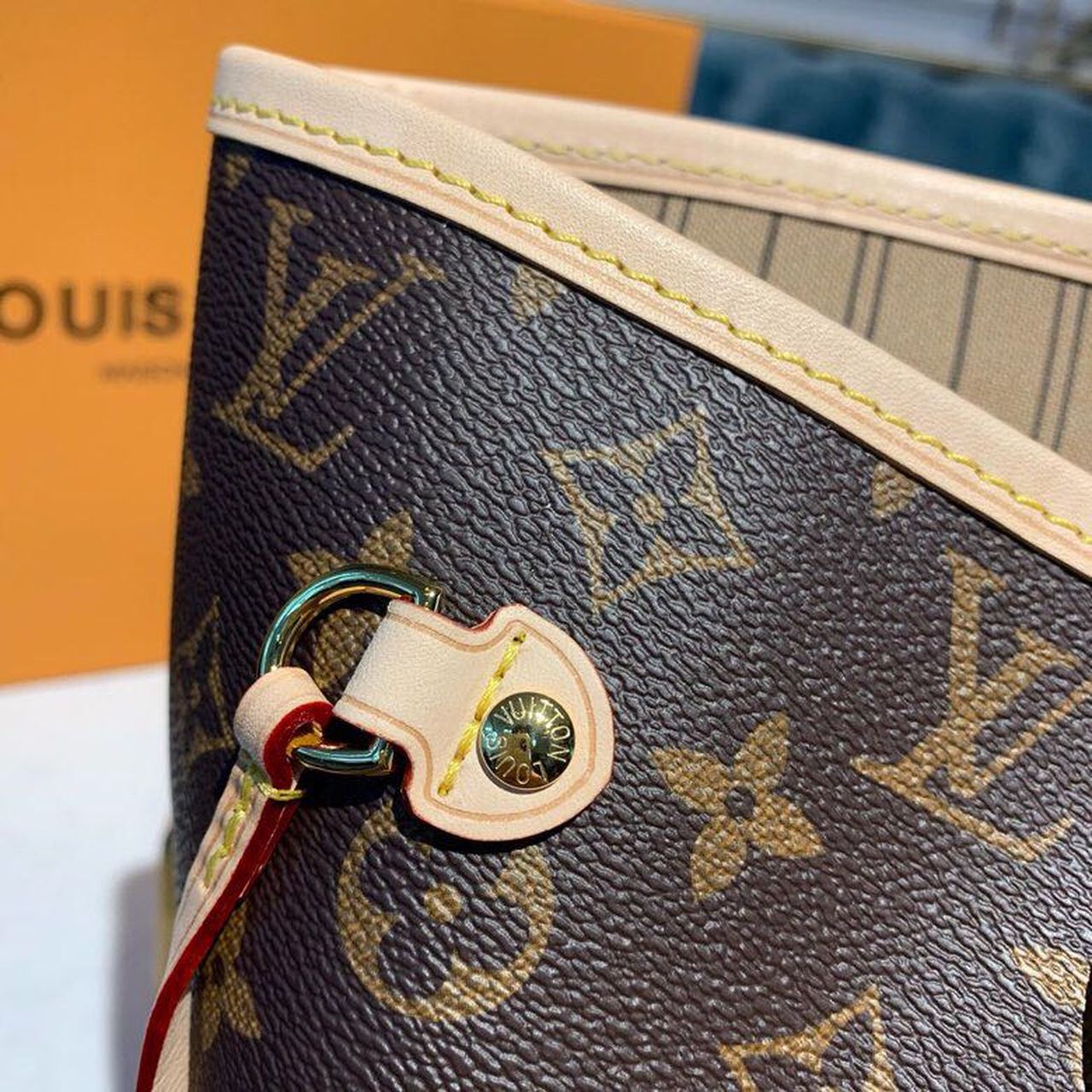 Louis Vuitton Neverfull MM Tote Bag Monogram Canvas For Women, Women’s Handbags, Shoulder Bags 12.6in/32cm