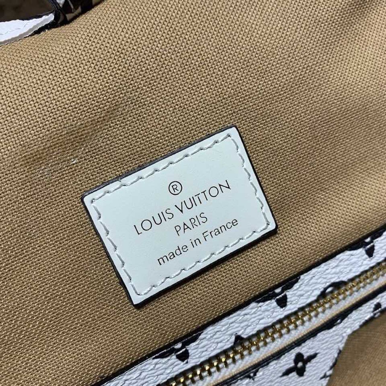 Louis Vuitton Neverfull MM Tote Bag Monogram Canvas Khaki/Beige For Women, Women’s Handbags, Shoulder Bags 12.2in/31cm