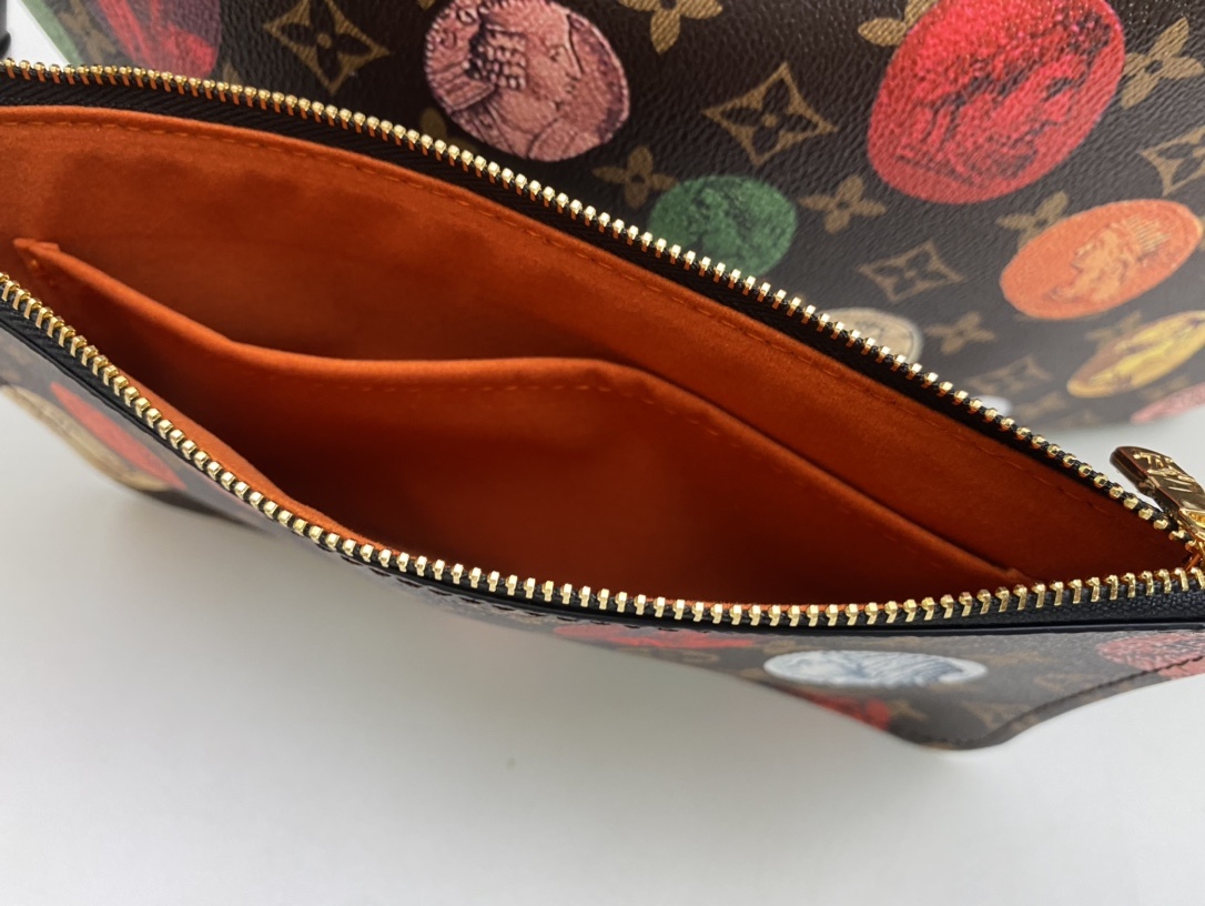 Louis Vuitton Neverfull MM Tote Bag Monogram Canvas Part Of The LVxFornasetti Collection For Fall-Winter Season, Women’s Handbags, Shoulder Bags 12.2in/31cm