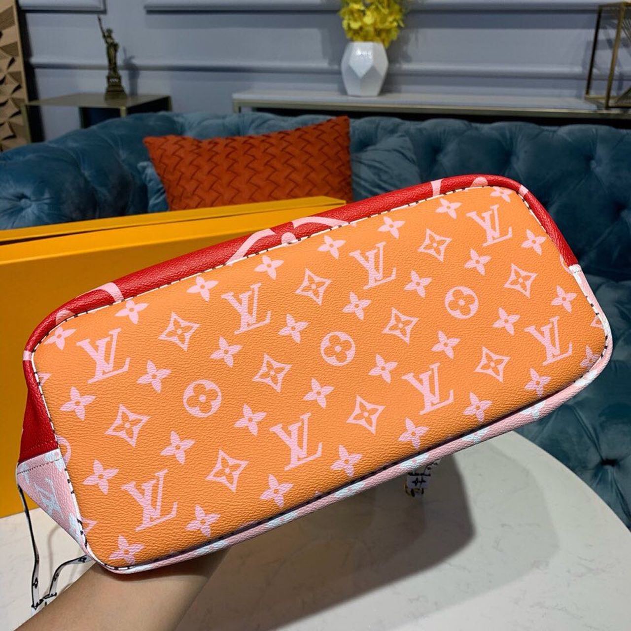 Louis Vuitton Neverfull MM Tote Bag Monogram Canvas Red/Pink For Women, Women’s Handbags, Shoulder Bags 12.2in/31cm