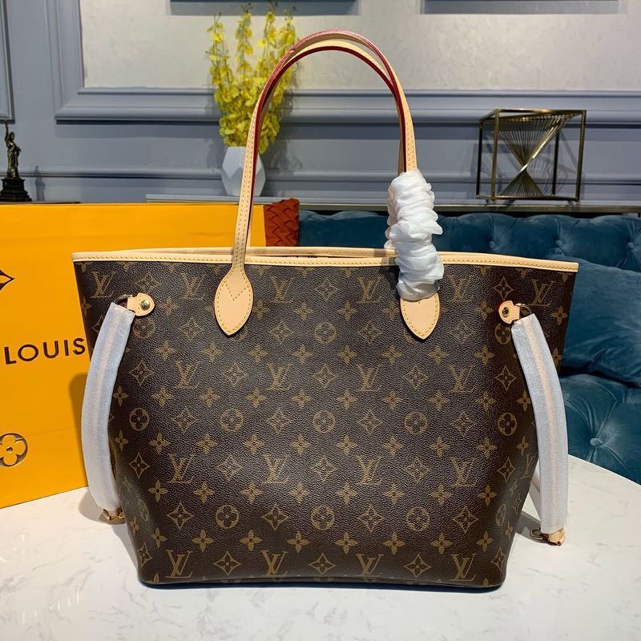 Louis Vuitton Neverfull MM Tote Bag Monogram Canvas Rose Ballerine Pink For Women, Women’s Handbags, Shoulder Bags 12.6in/32cm