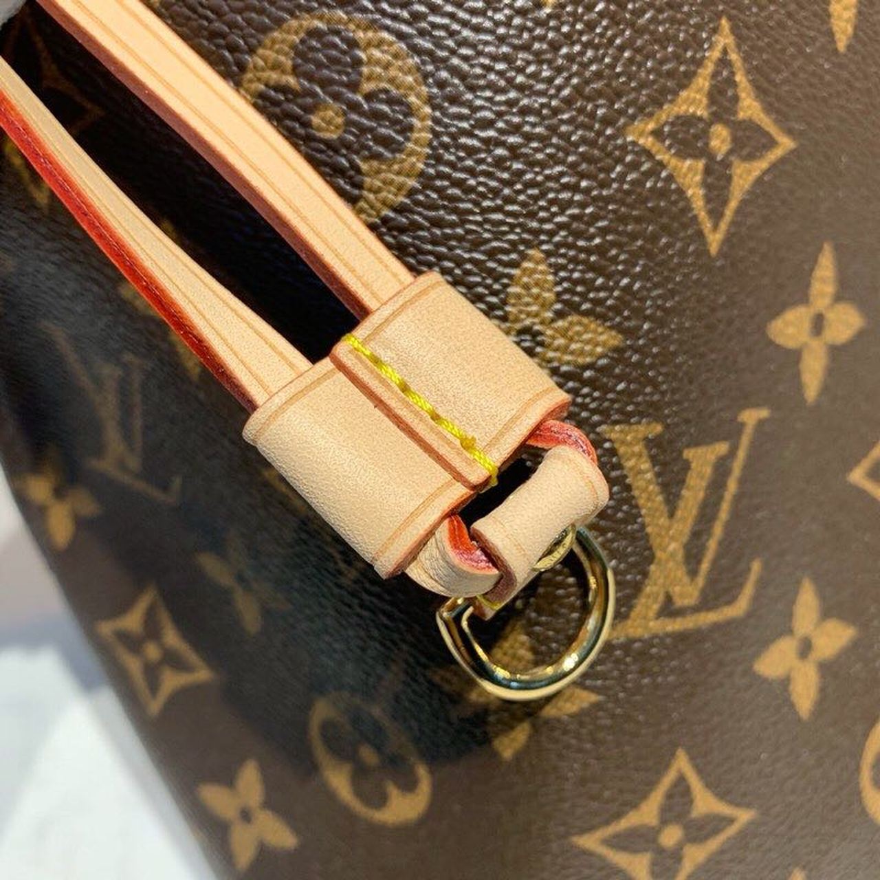 Louis Vuitton Neverfull MM Tote Bag Monogram Canvas Rose Ballerine Pink For Women, Women’s Handbags, Shoulder Bags 12.6in/32cm