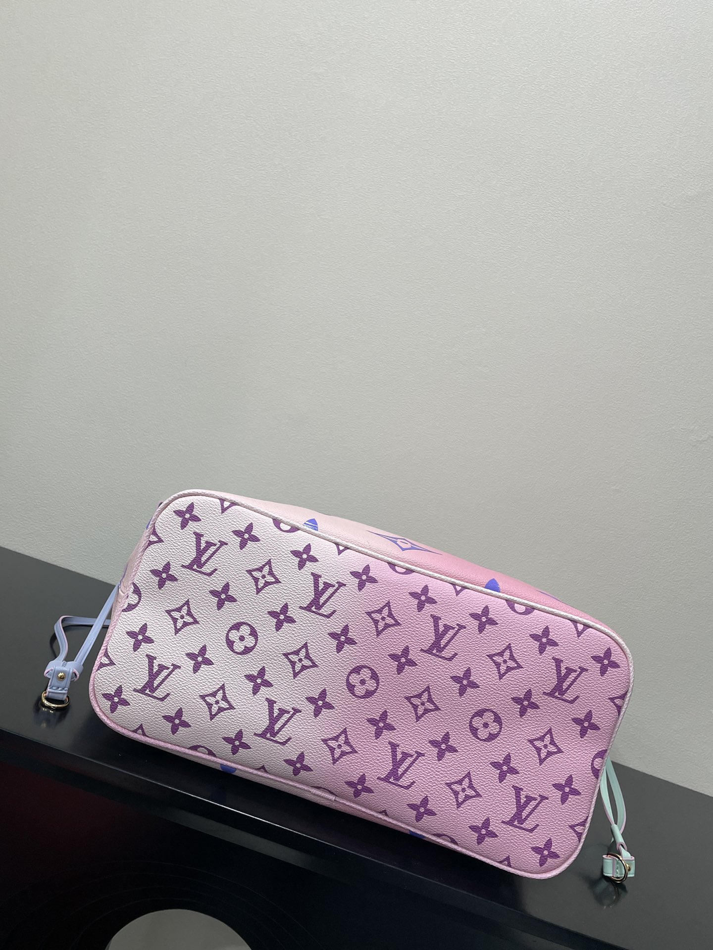 Louis Vuitton Neverfull MM Tote Bag Monogram Canvas Sunrise Pastel For Women, Women’s Handbags, Shoulder Bags 12.2in/31cm