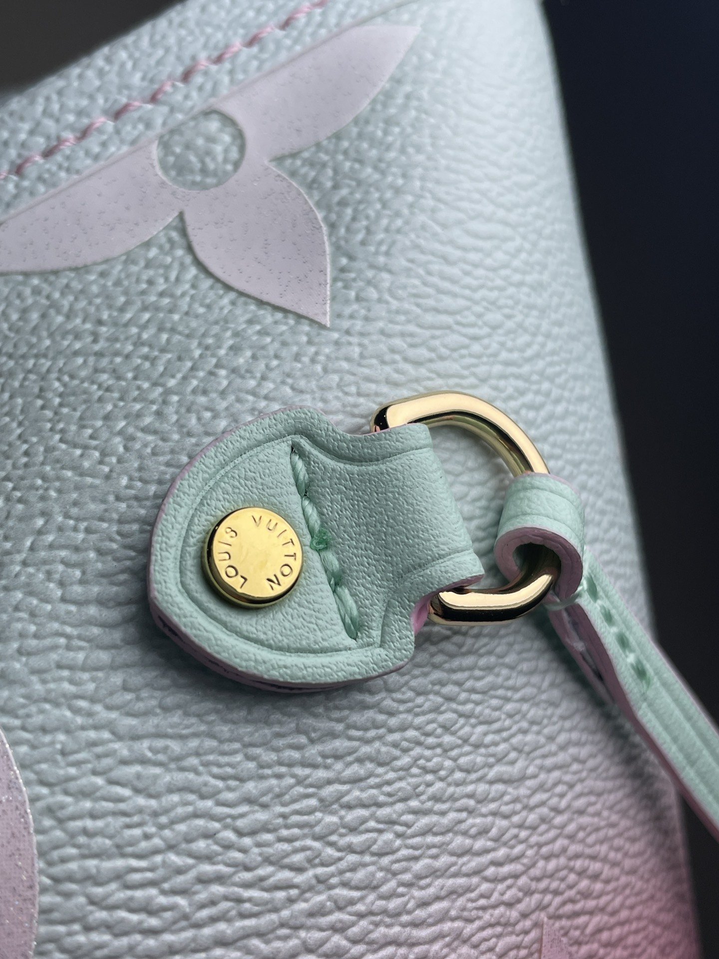 Louis Vuitton Neverfull MM Tote Bag Monogram Canvas Sunrise Pastel For Women, Women’s Handbags, Shoulder Bags 12.2in/31cm