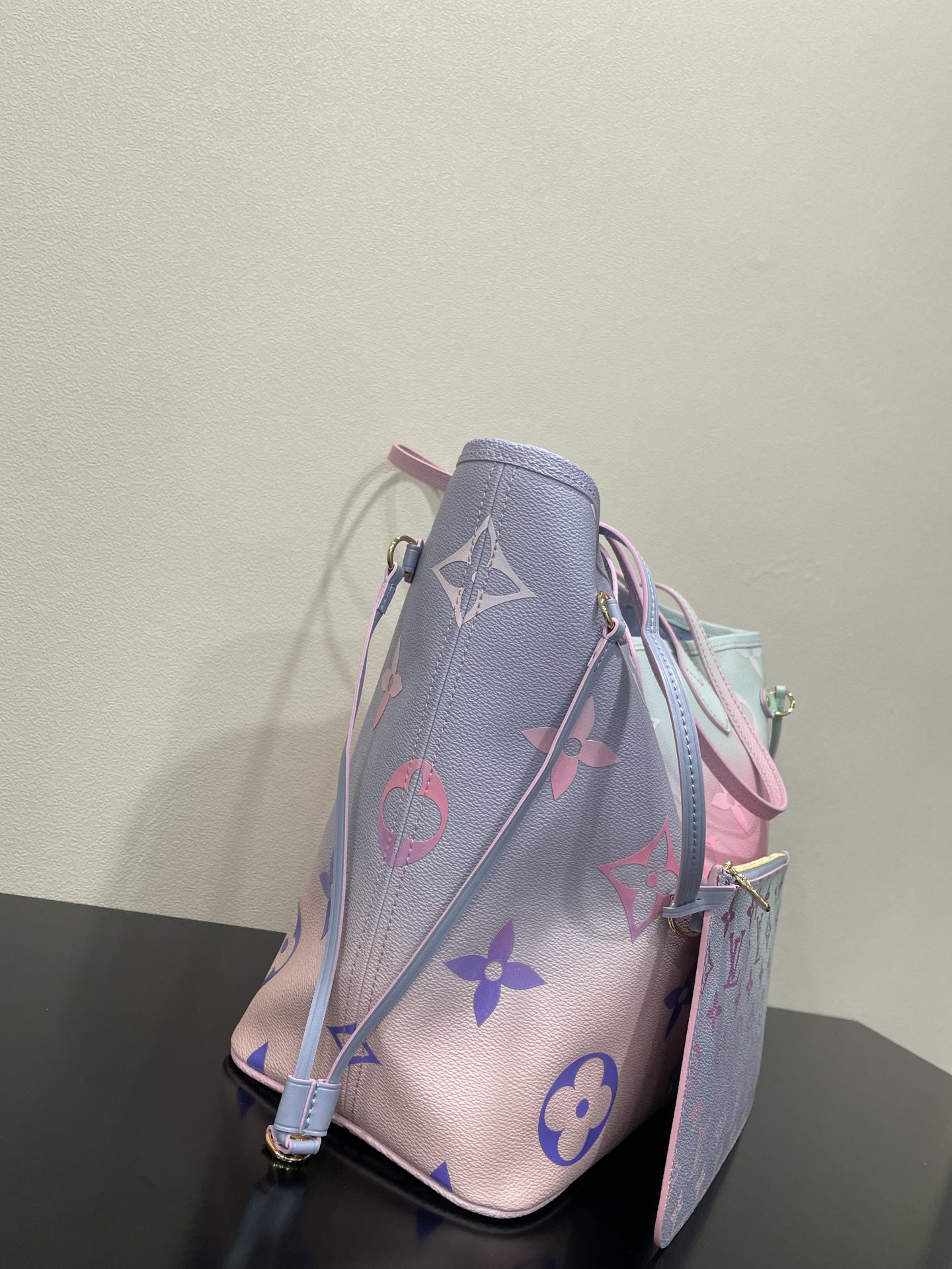 Louis Vuitton Neverfull MM Tote Bag Monogram Canvas Sunrise Pastel For Women, Women’s Handbags, Shoulder Bags 12.2in/31cm