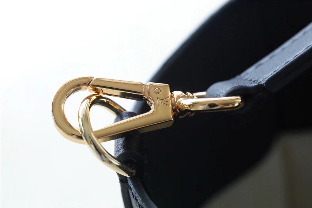 Louis Vuitton On My Side MM Bag Monogram Flower For Women 31cm/12.2 Inches Caramel Black