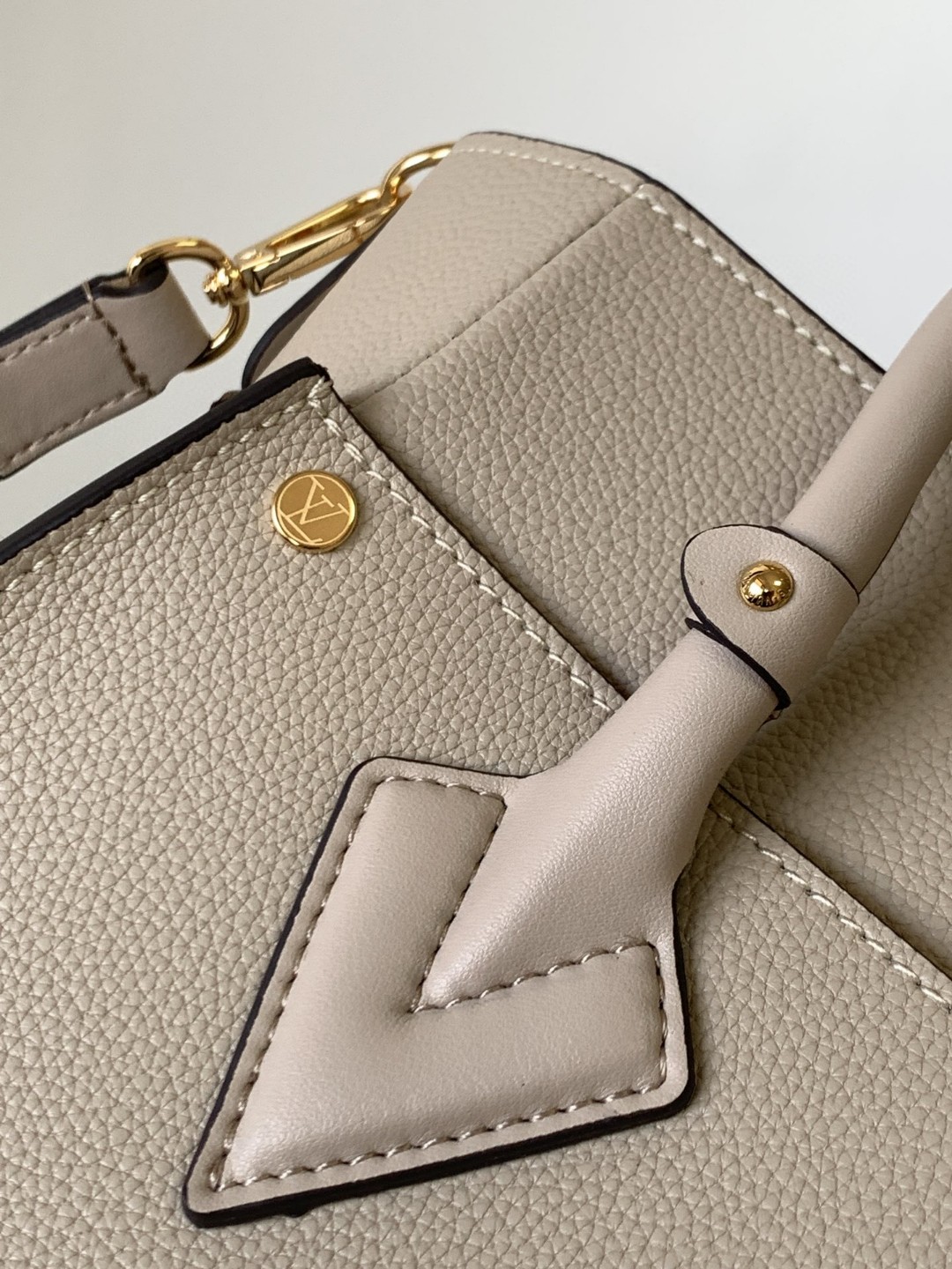 Louis Vuitton On My Side MM Tote Bag Monogram Canvas Greige For Women, Women’s Handbags, Shoulder Bags 12in/31cm